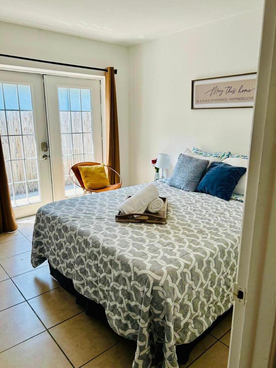 Mi Casa Es Tu Casa, Airport Suites Tampa Exteriér fotografie